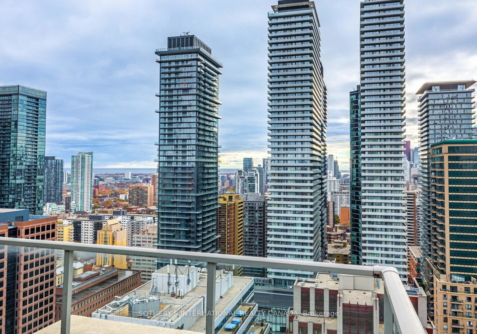 8-park-road-toronto-ontario-c12567064
