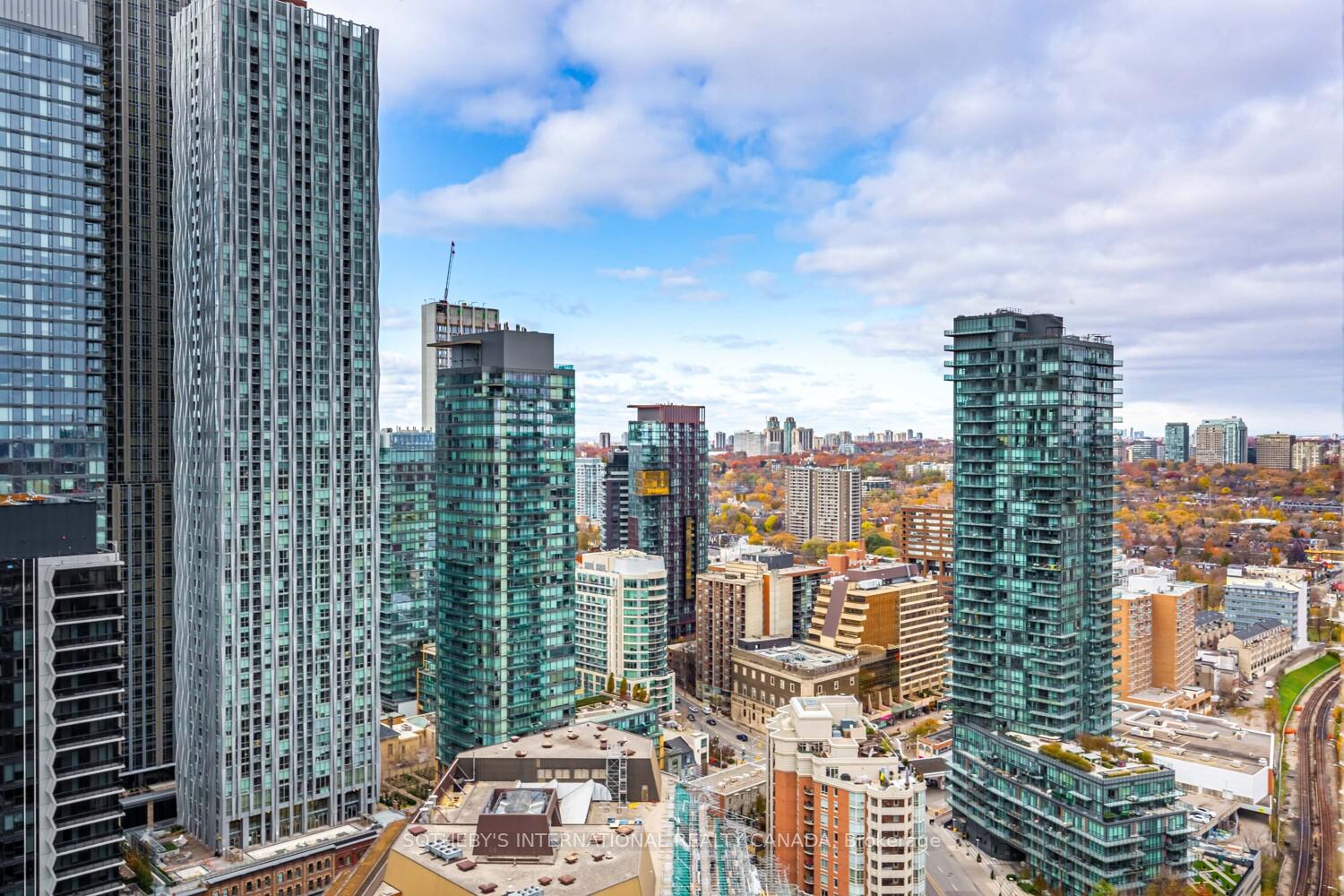 8-park-road-toronto-ontario-c12567098