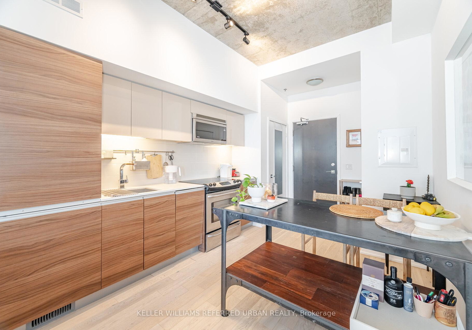 20-minowan-miikan-lane-toronto-ontario-c12567410