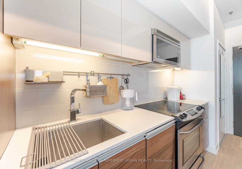 20-minowan-miikan-lane-toronto-ontario-c12567410