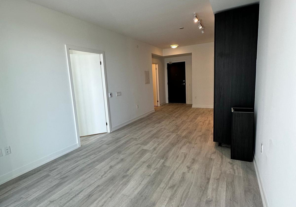 7-golden-lion-heights-north-york-ontario-c12567650
