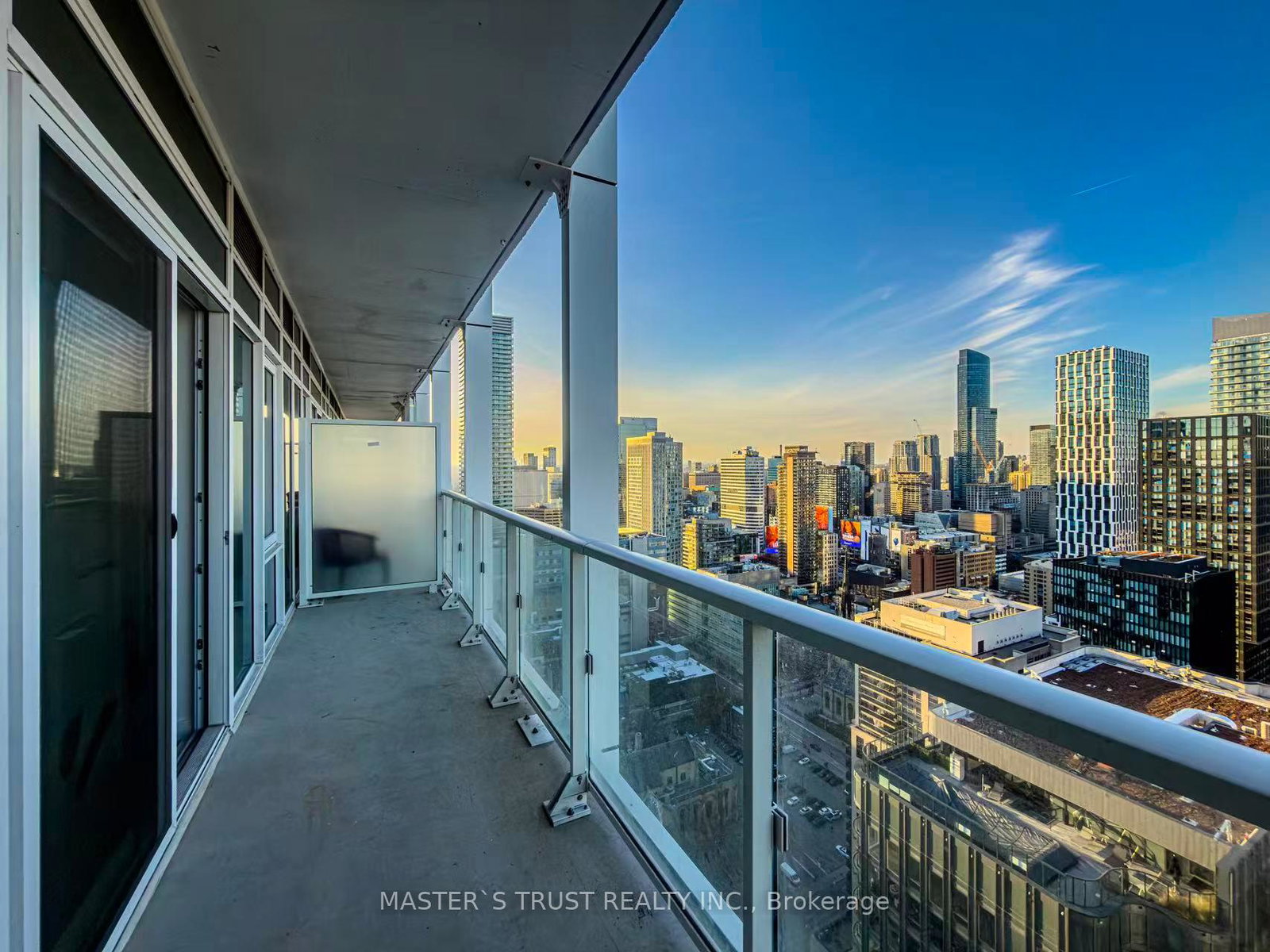 88-e-queen-street-toronto-ontario-c12567892