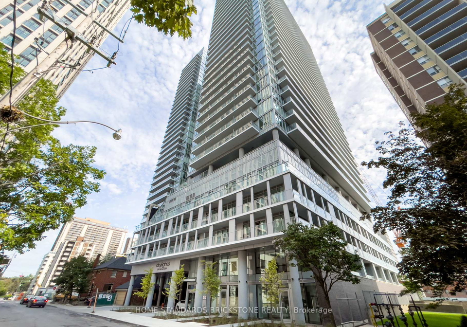 99-broadway-avenue-s-toronto-ontario-c12567936