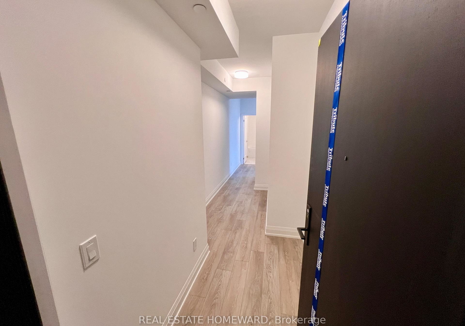 20-soudan-avenue-toronto-ontario-c12568340