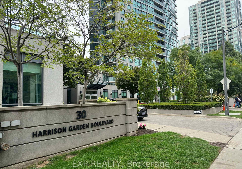 30-harrison-garden-boulevard-north-york-ontario-c12568544