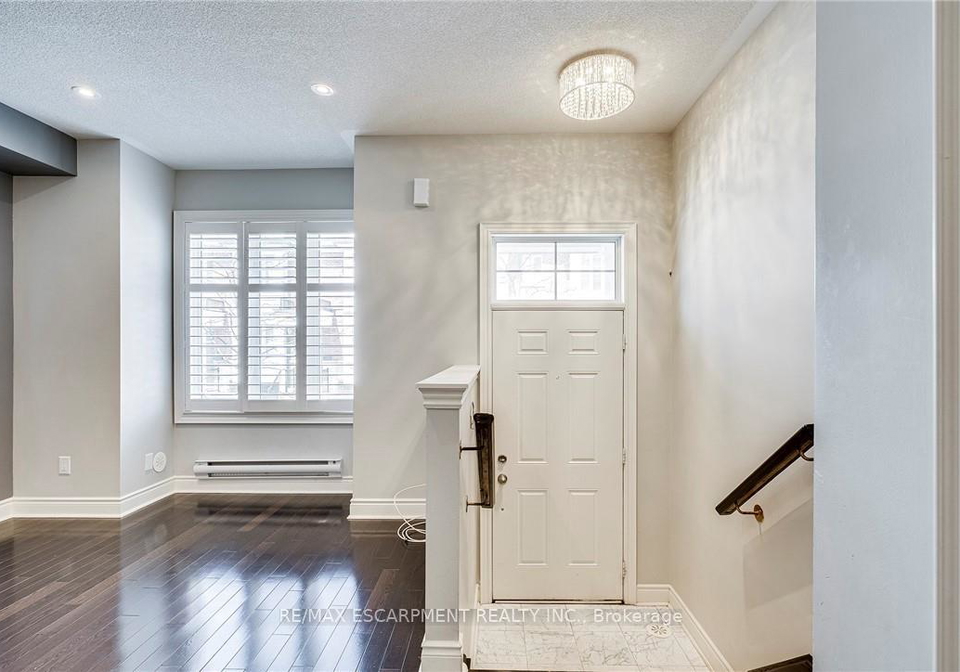3-johnson-farm-lane-toronto-ontario-c12568590