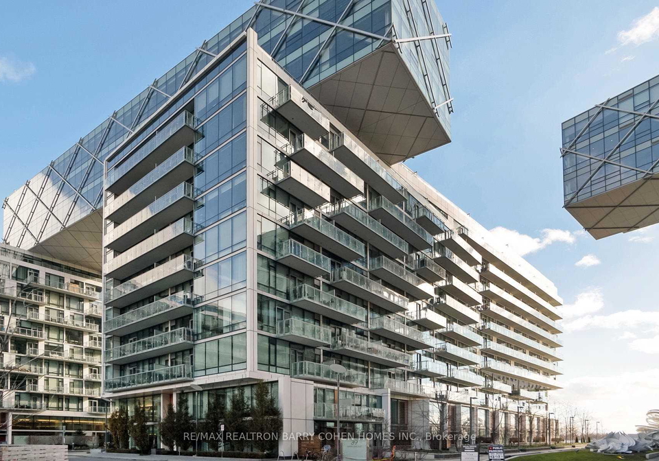 39-queens-quay-e-toronto-ontario-c12568740