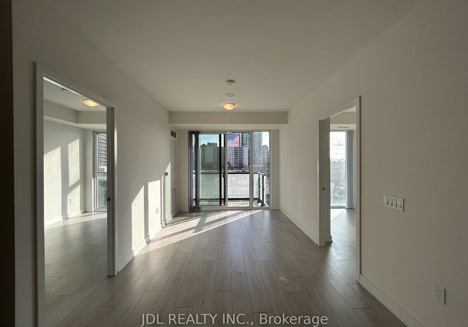 5858-yonge-street-toronto-ontario-c12568762