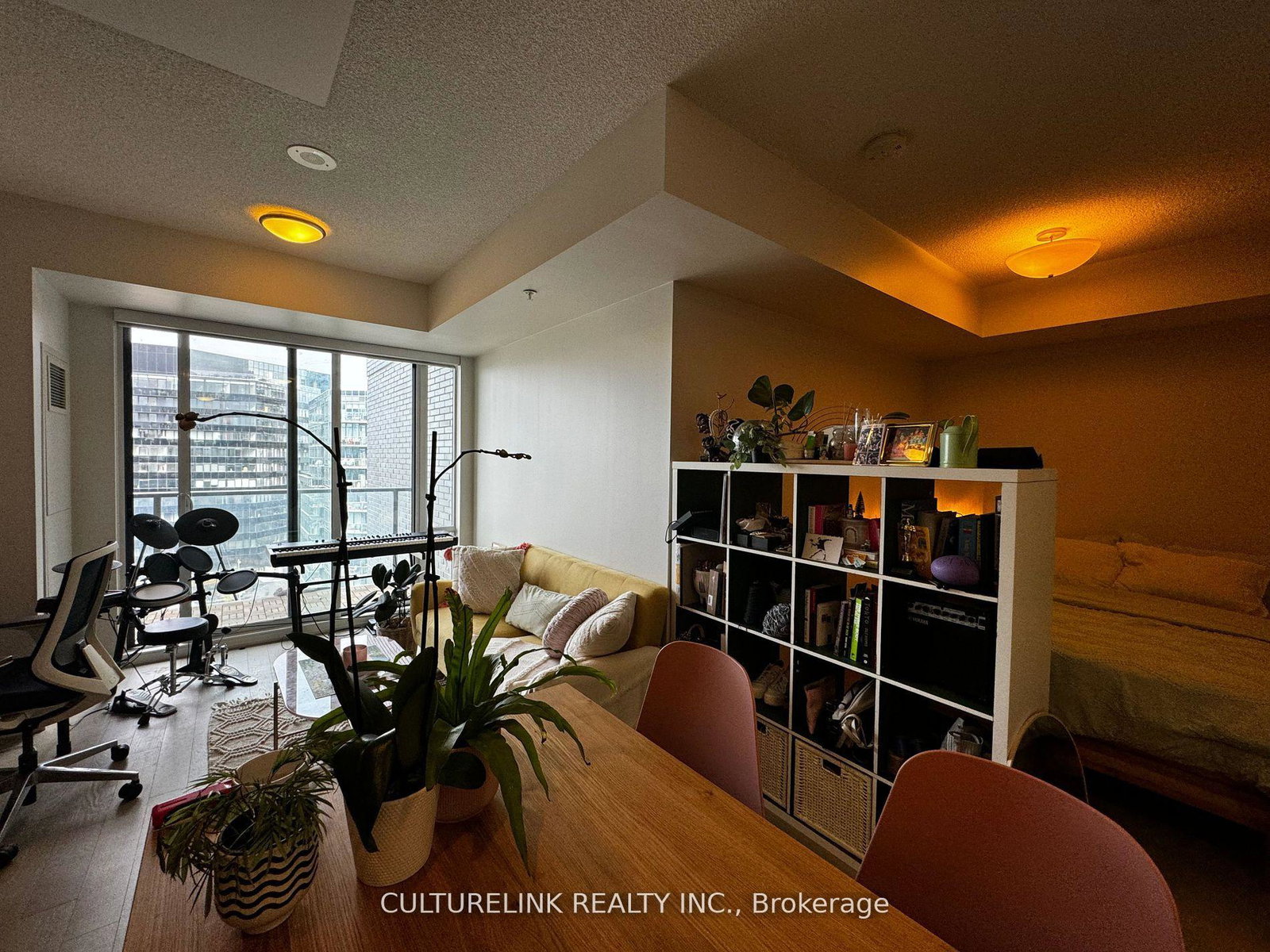120-bayview-avenue-toronto-ontario-c12569052