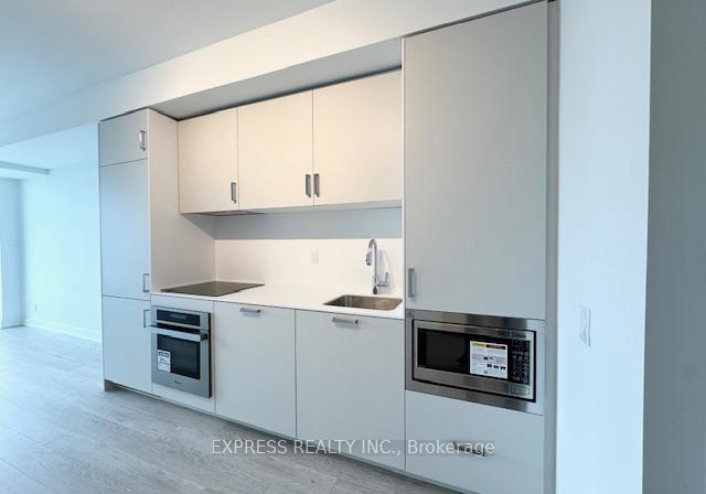 88-queen-street-e-toronto-ontario-c12569074