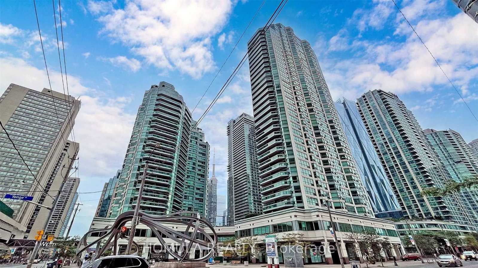 10-yonge-street-toronto-ontario-c12569148