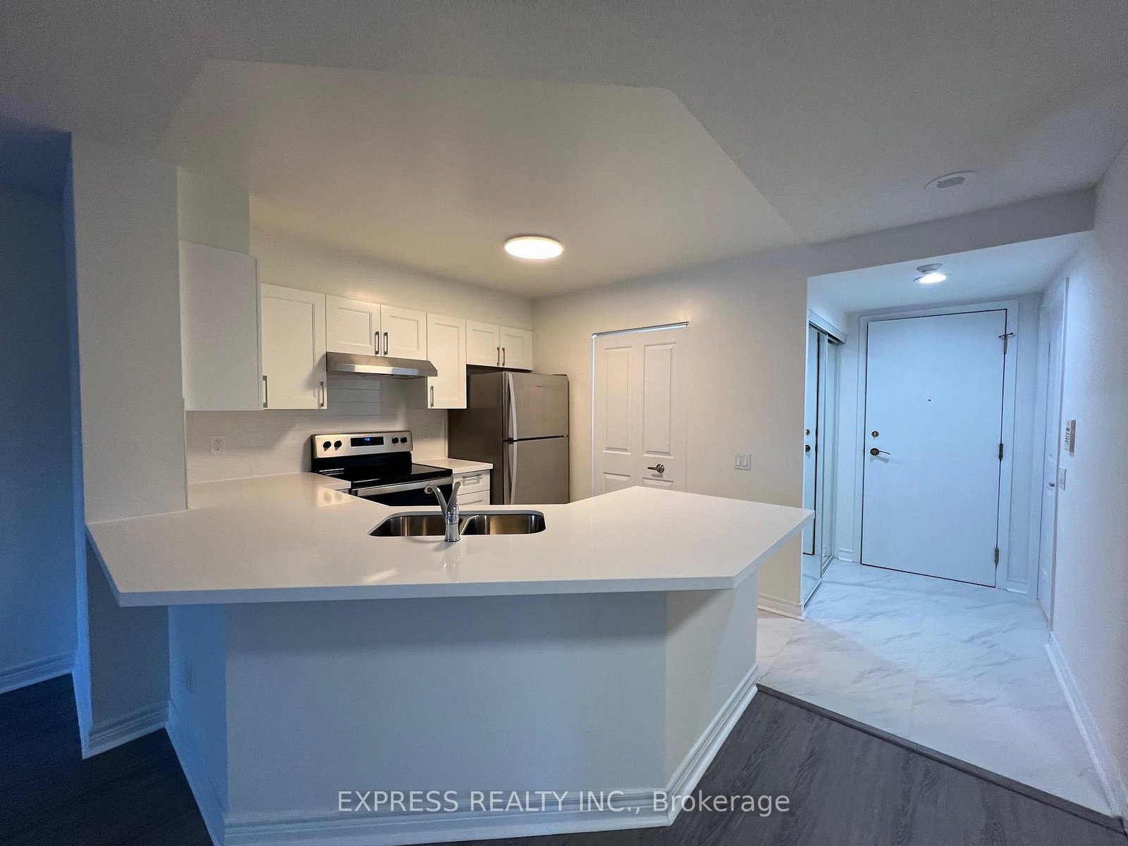 152-st-patrick-street-toronto-ontario-c12569416