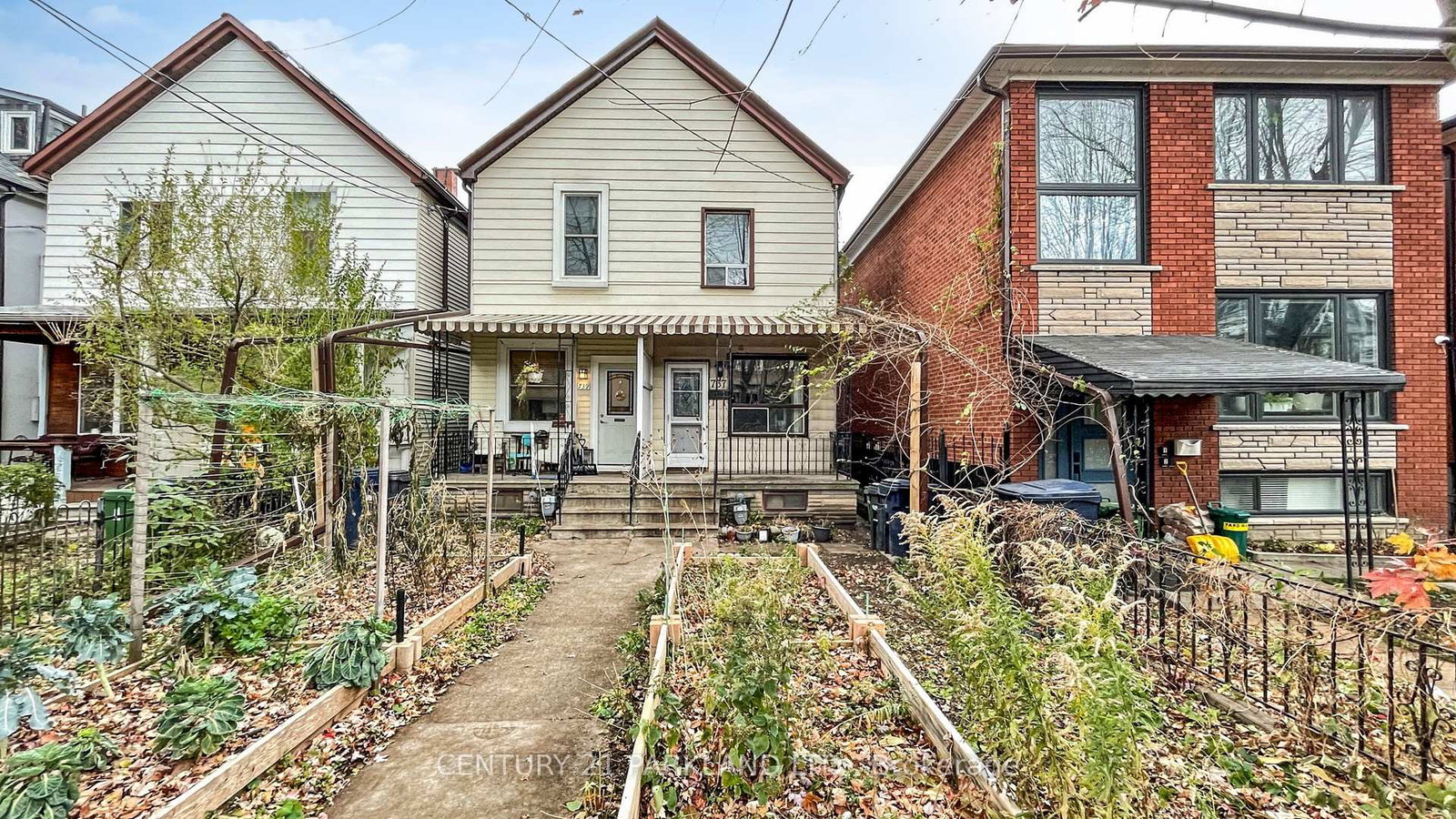 737-manning-avenue-toronto-ontario-c12569434