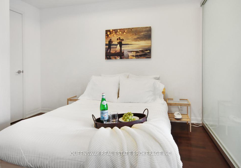 14-york-street-toronto-ontario-c12569500