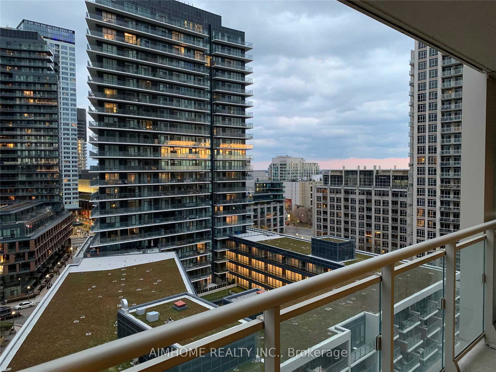 38-grand-magazine-street-toronto-ontario-c12569828