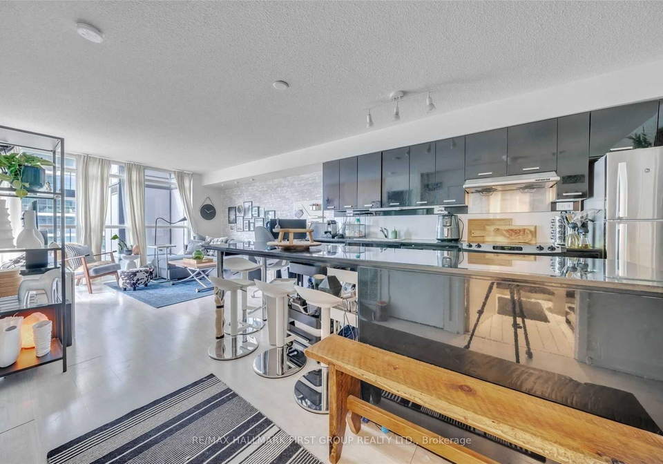 19-singer-court-north-york-ontario-c12570414