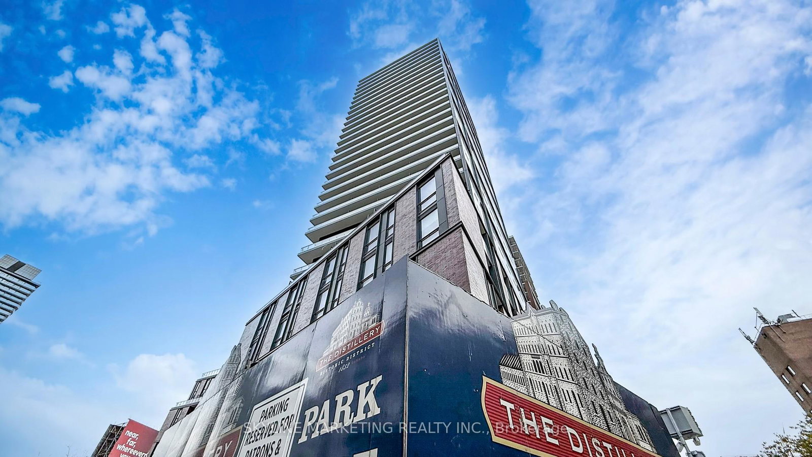 35-parliament-street-toronto-ontario-c12570436
