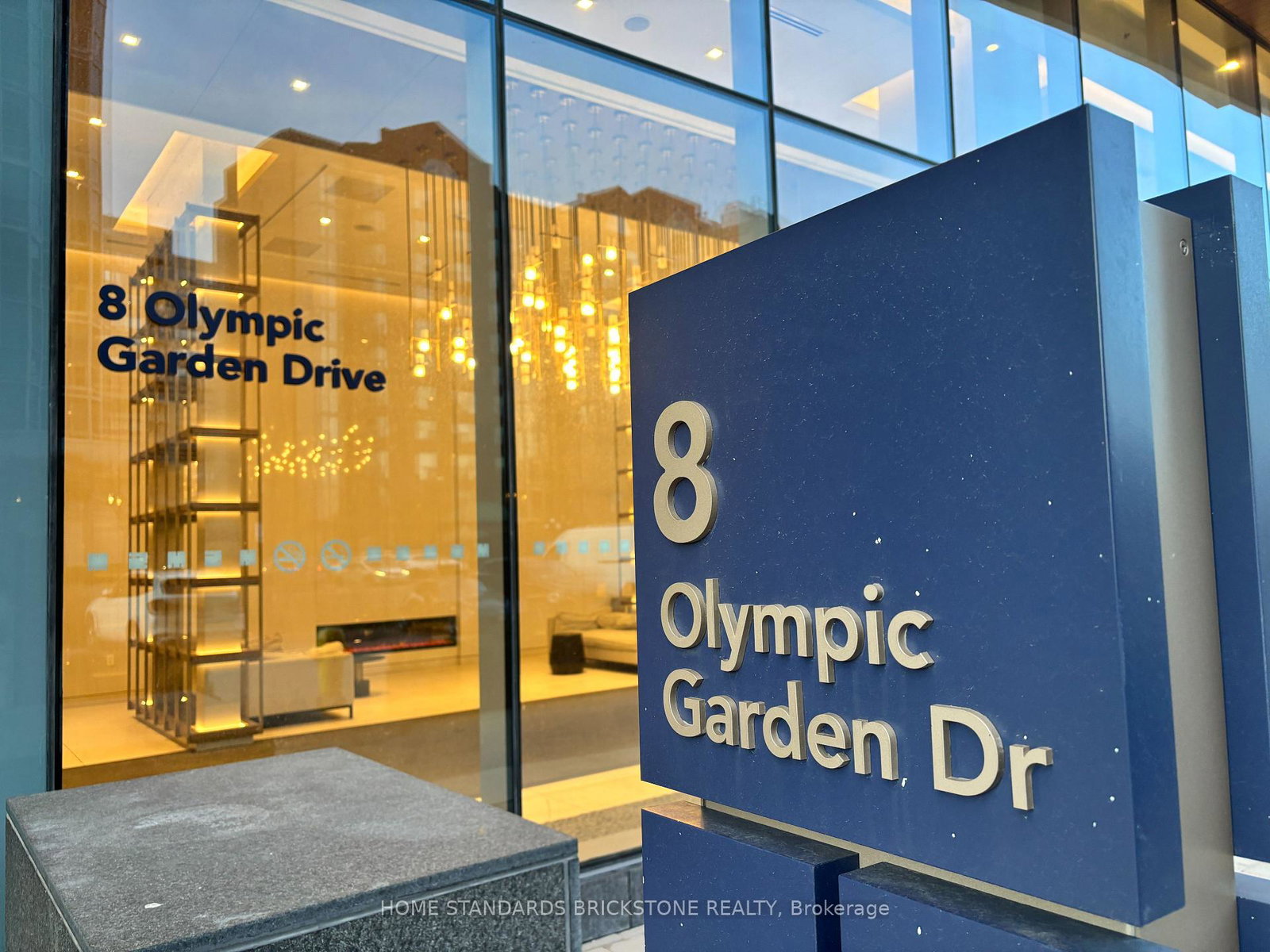 8-olympic-garden-drive-north-york-ontario-c12570466