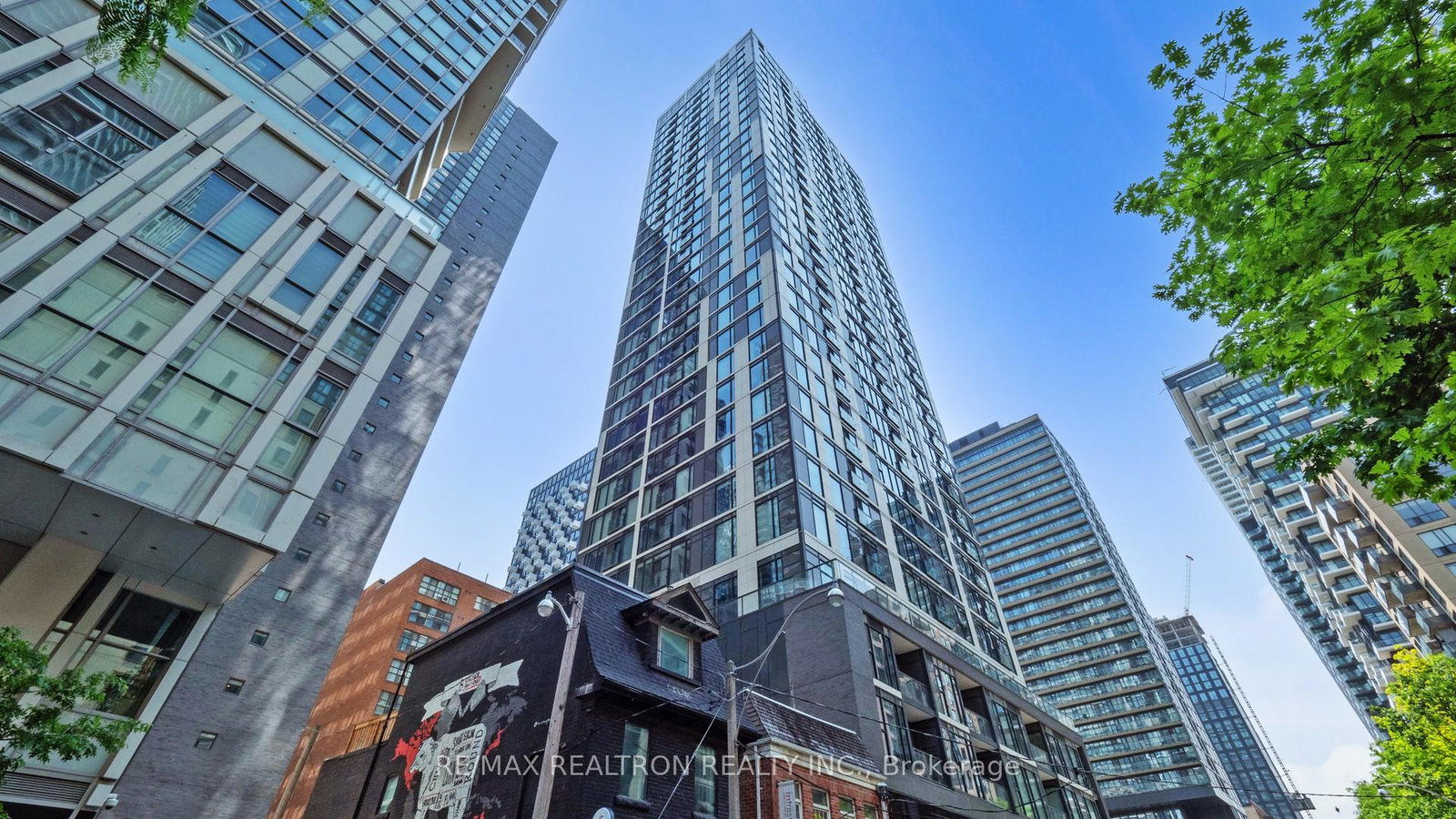 65-mutual-street-toronto-ontario-c12570468
