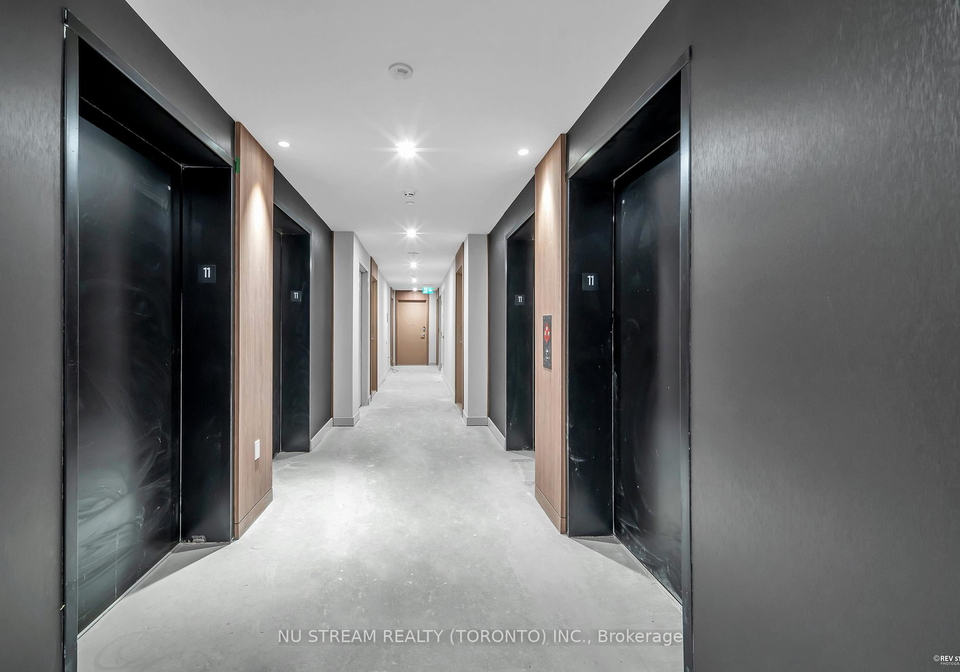 1-quarrington-lane-north-york-ontario-c12570798