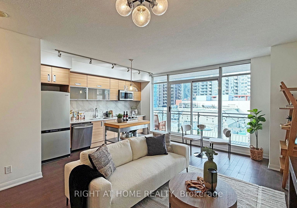 205-frederick-street-toronto-ontario-c12570806