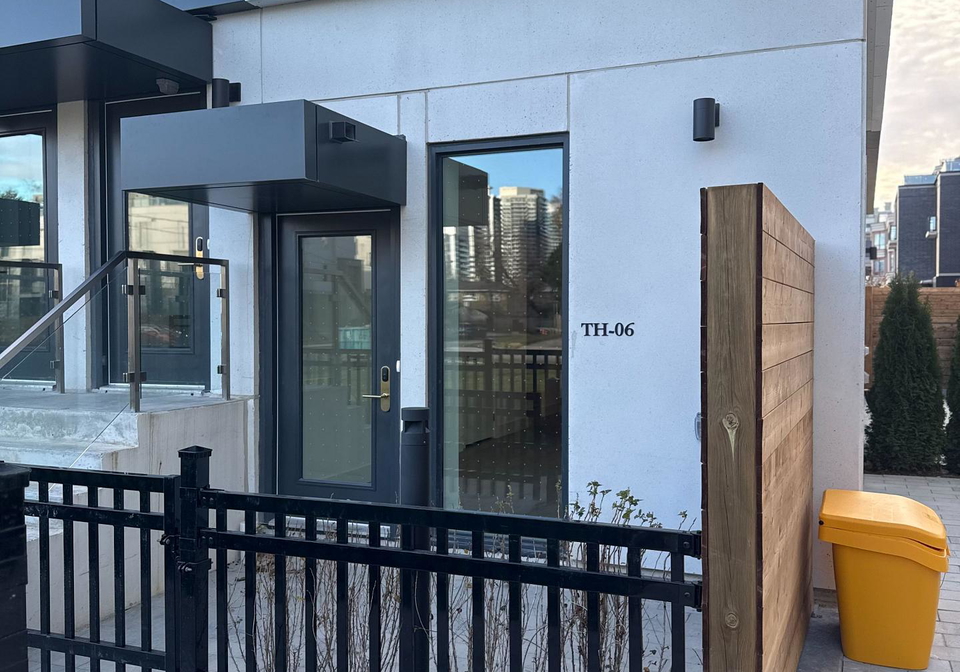 20-dervock-crescent-north-york-ontario-c12570910