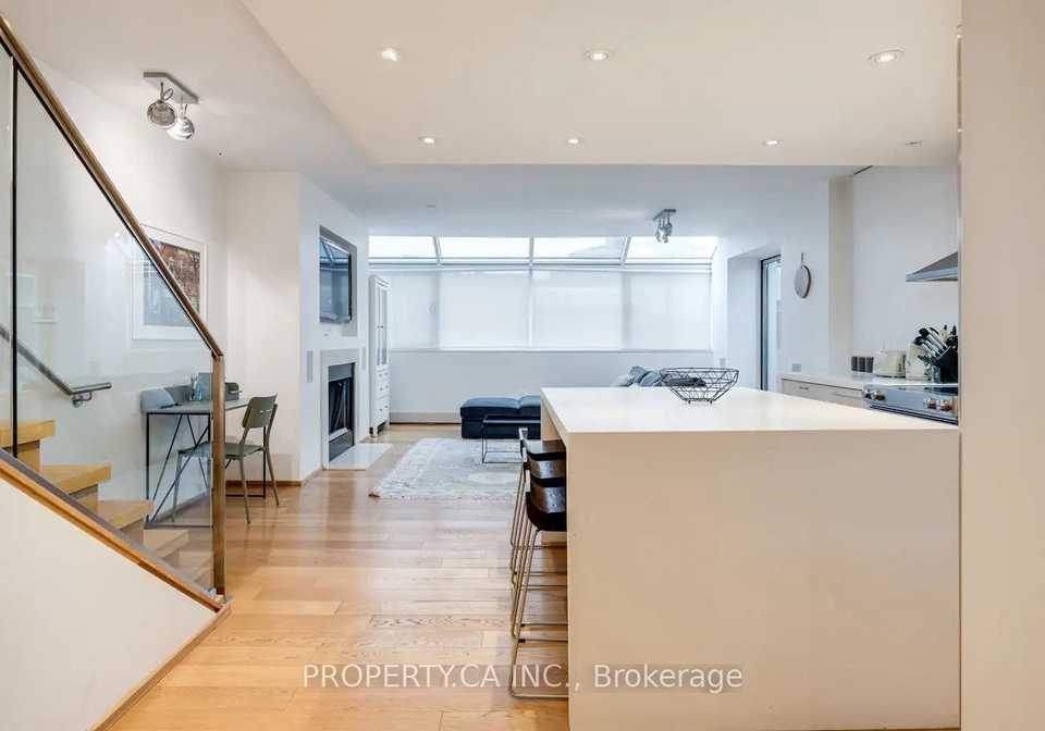 160-bedford-road-toronto-ontario-c12571022