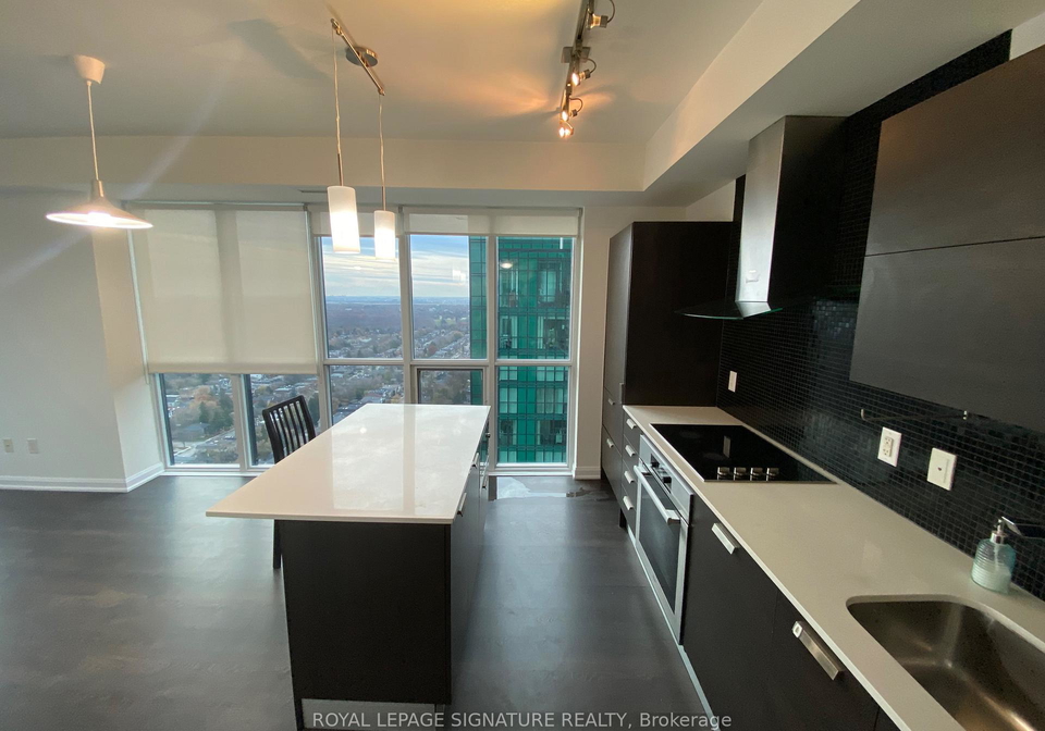 9-bogert-avenue-toronto-ontario-c12571046
