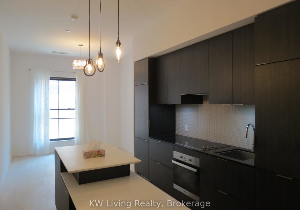 5-st-joseph-street-toronto-ontario-c12571268