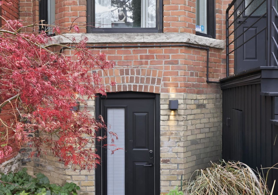 799-euclid-avenue-toronto-ontario-c12571642