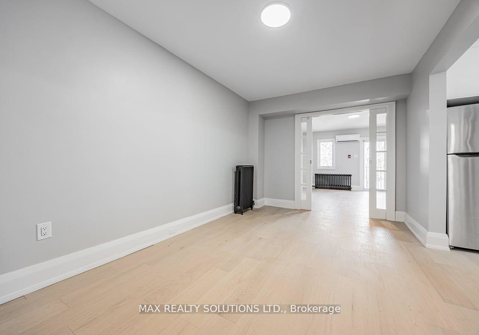 38-st-germain-avenue-toronto-ontario-c12571670