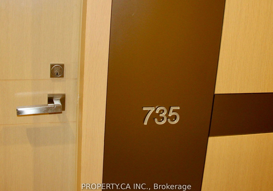 39-queens-quay-e-toronto-ontario-c12571746