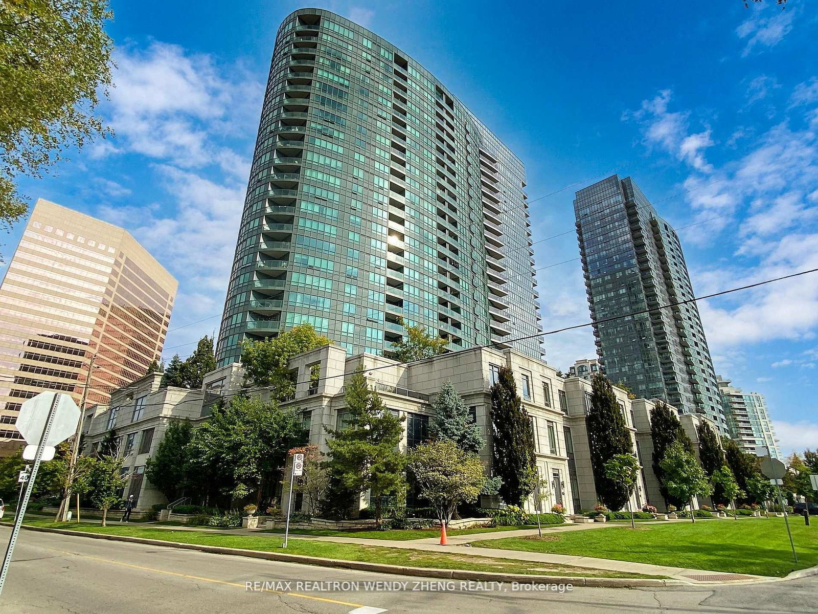 15-greenview-avenue-toronto-ontario-c12571760