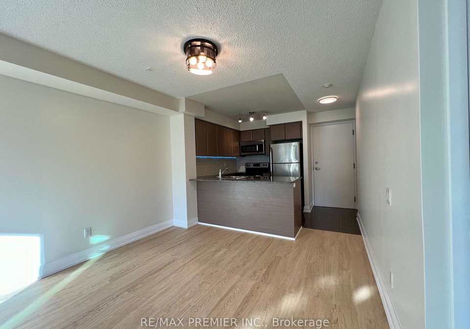 525-wilson-avenue-toronto-ontario-c12571864