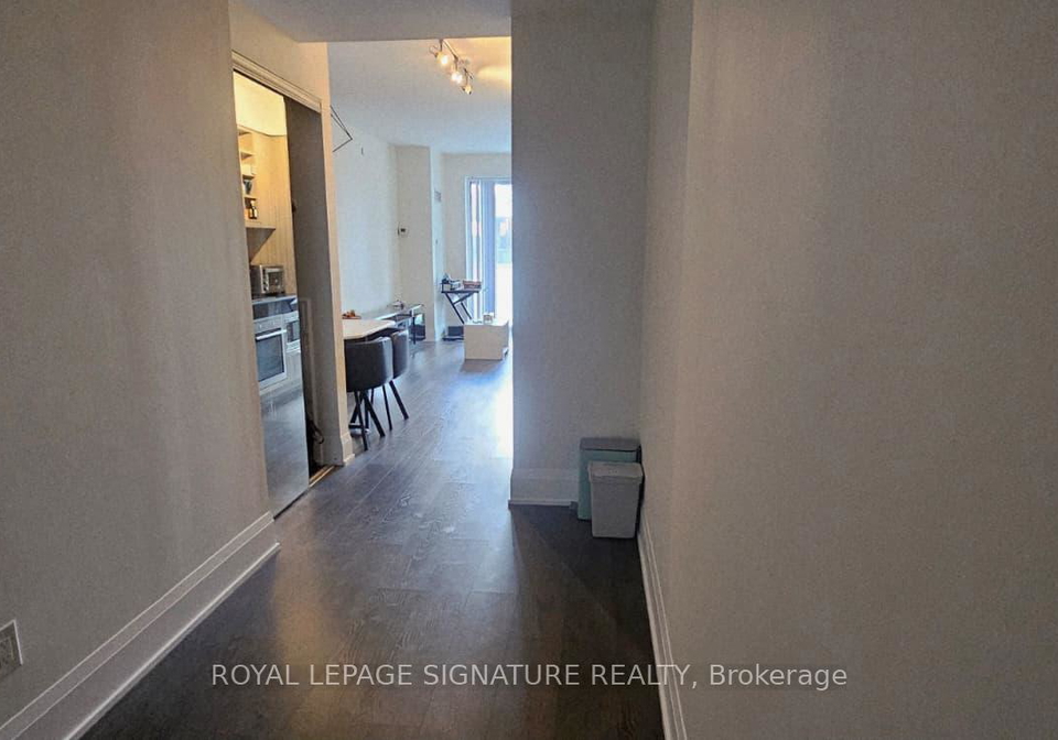 101-erskine-avenue-toronto-ontario-c12572010