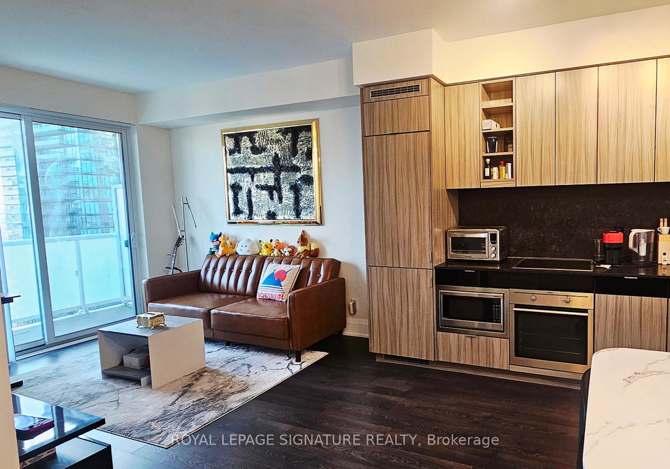 101-erskine-avenue-toronto-ontario-c12572010