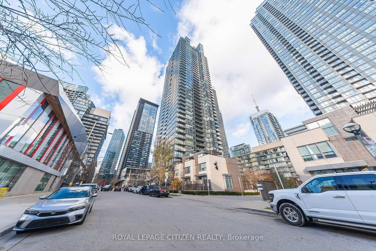 15-fort-york-boulevard-toronto-ontario-c12572130