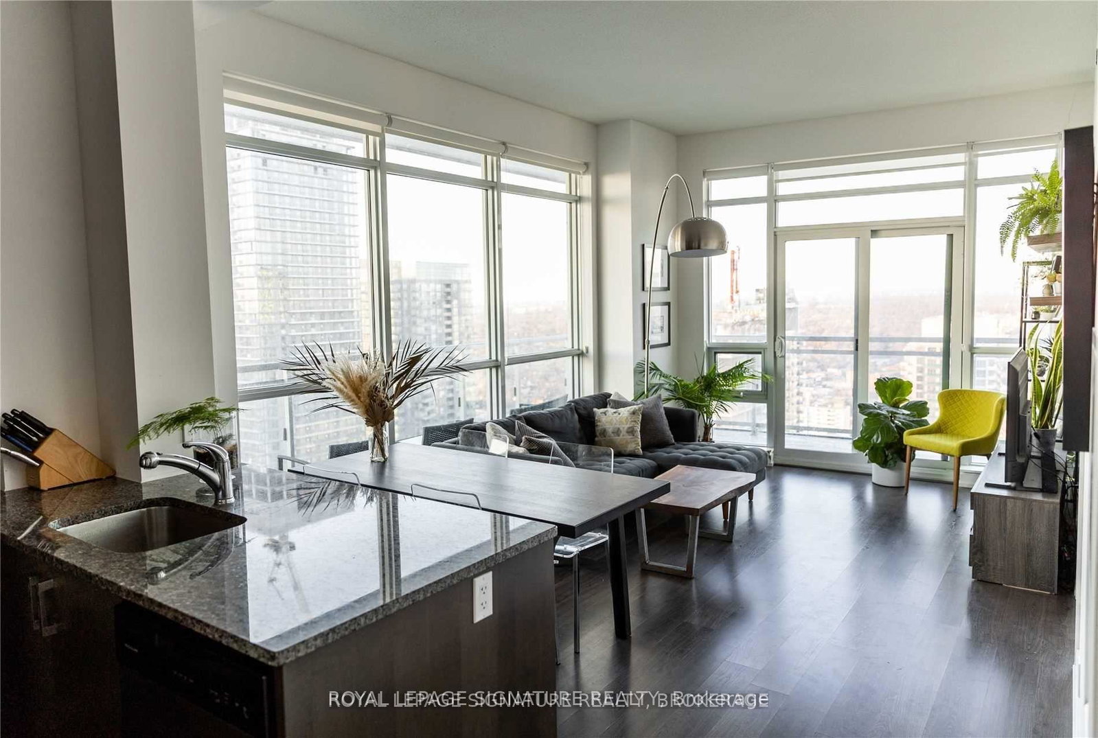 98-lillian-street-toronto-ontario-c12572250