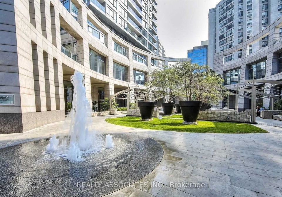 2191-yonge-street-toronto-ontario-c12572388