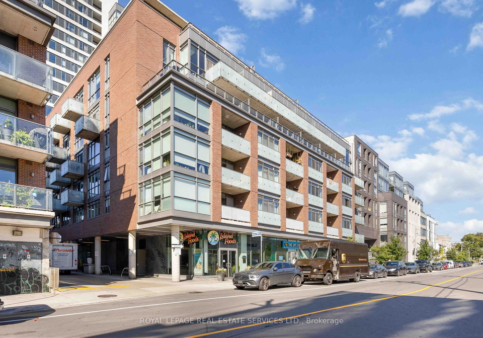 8-gladstone-avenue-toronto-ontario-c12572572