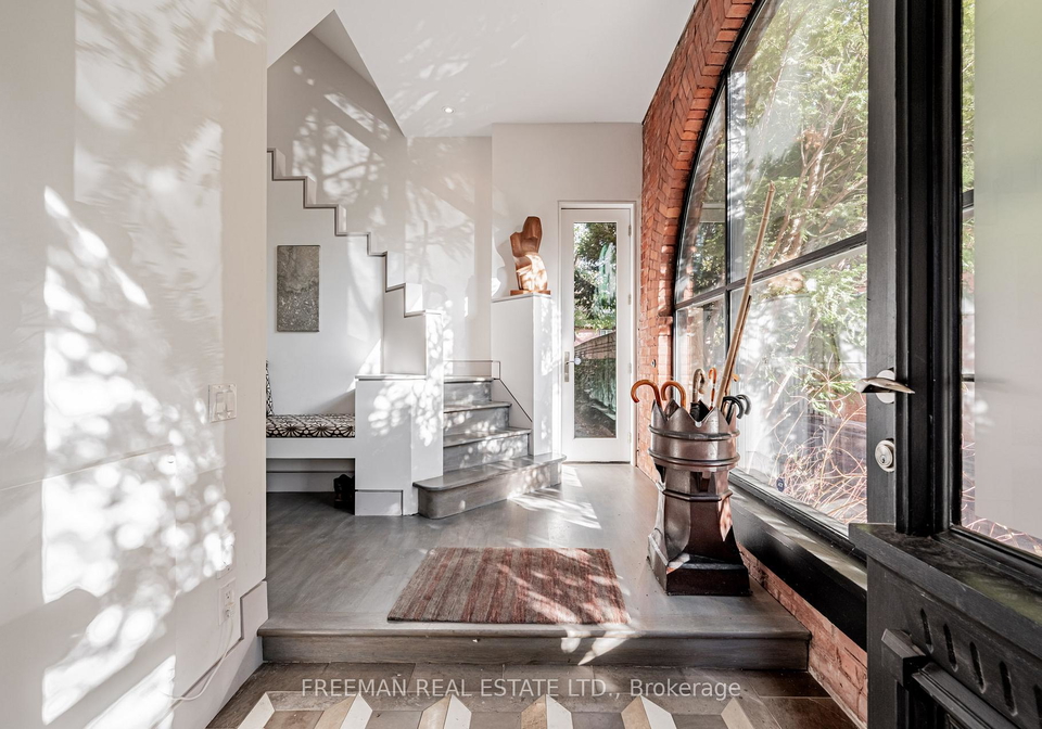 21-howland-avenue-toronto-ontario-c12572728
