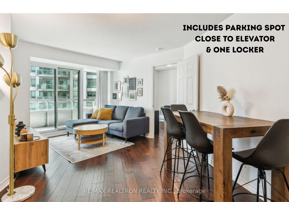 19-grand-trunk-crescent-toronto-ontario-c12572754