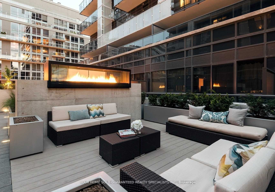1030-king-street-w-toronto-ontario-c12572976