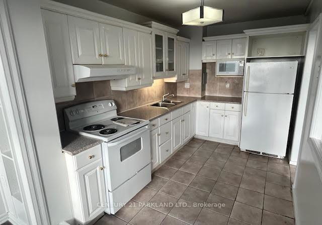 725-don-mills-road-east-york-ontario-c12573046