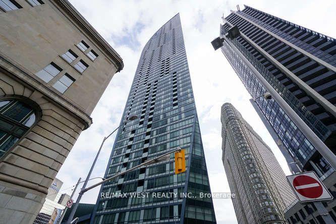 8-the-esplanade-toronto-ontario-c12573094