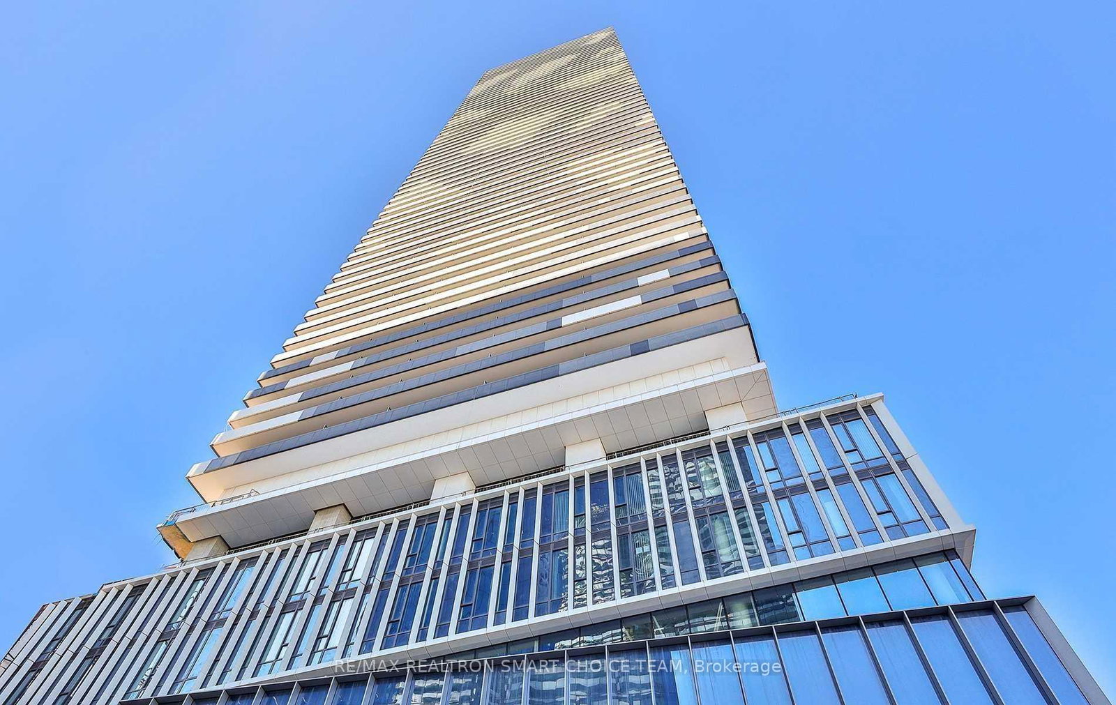 138-downes-street-toronto-ontario-c12573292