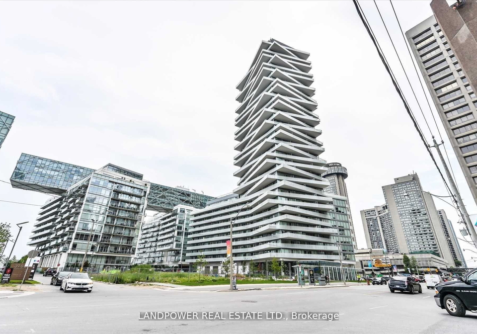 15-queens-quay-e-toronto-ontario-c12573362