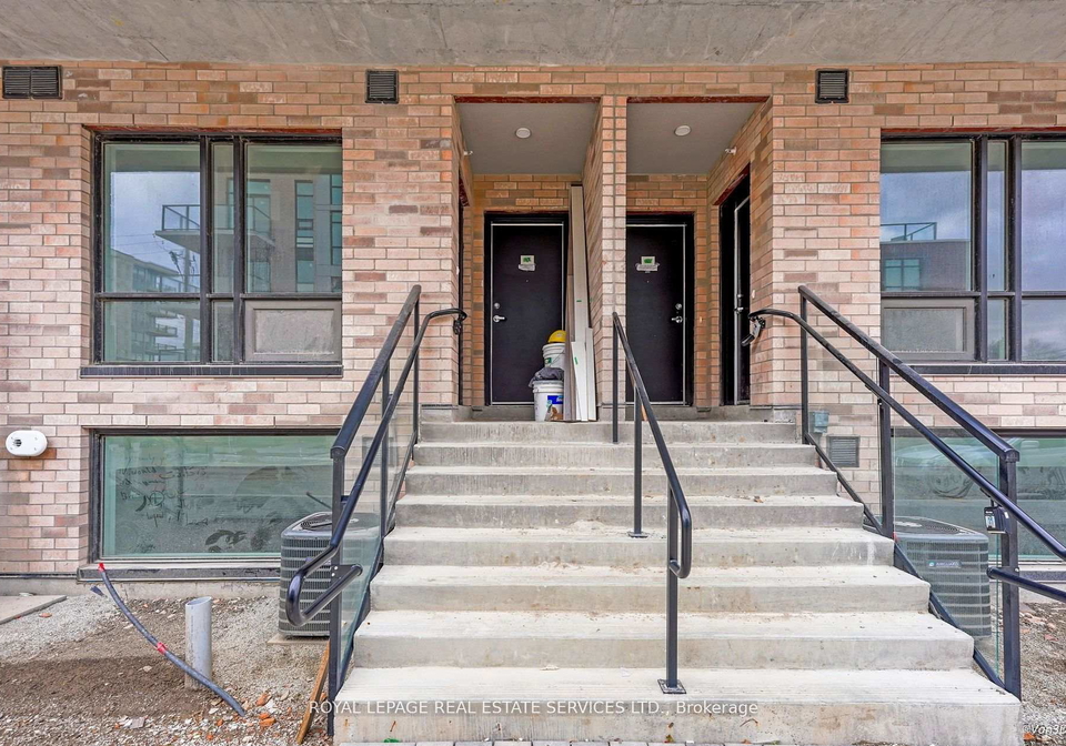 861-sheppard-avenue-w-toronto-ontario-c12573434