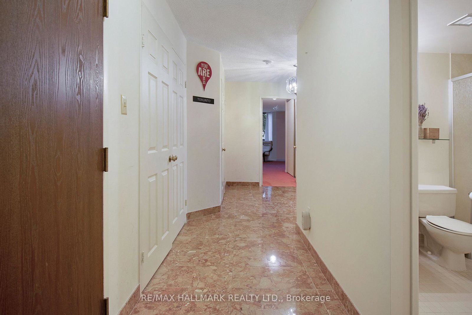 211-st-patrick-street-toronto-ontario-c12573460