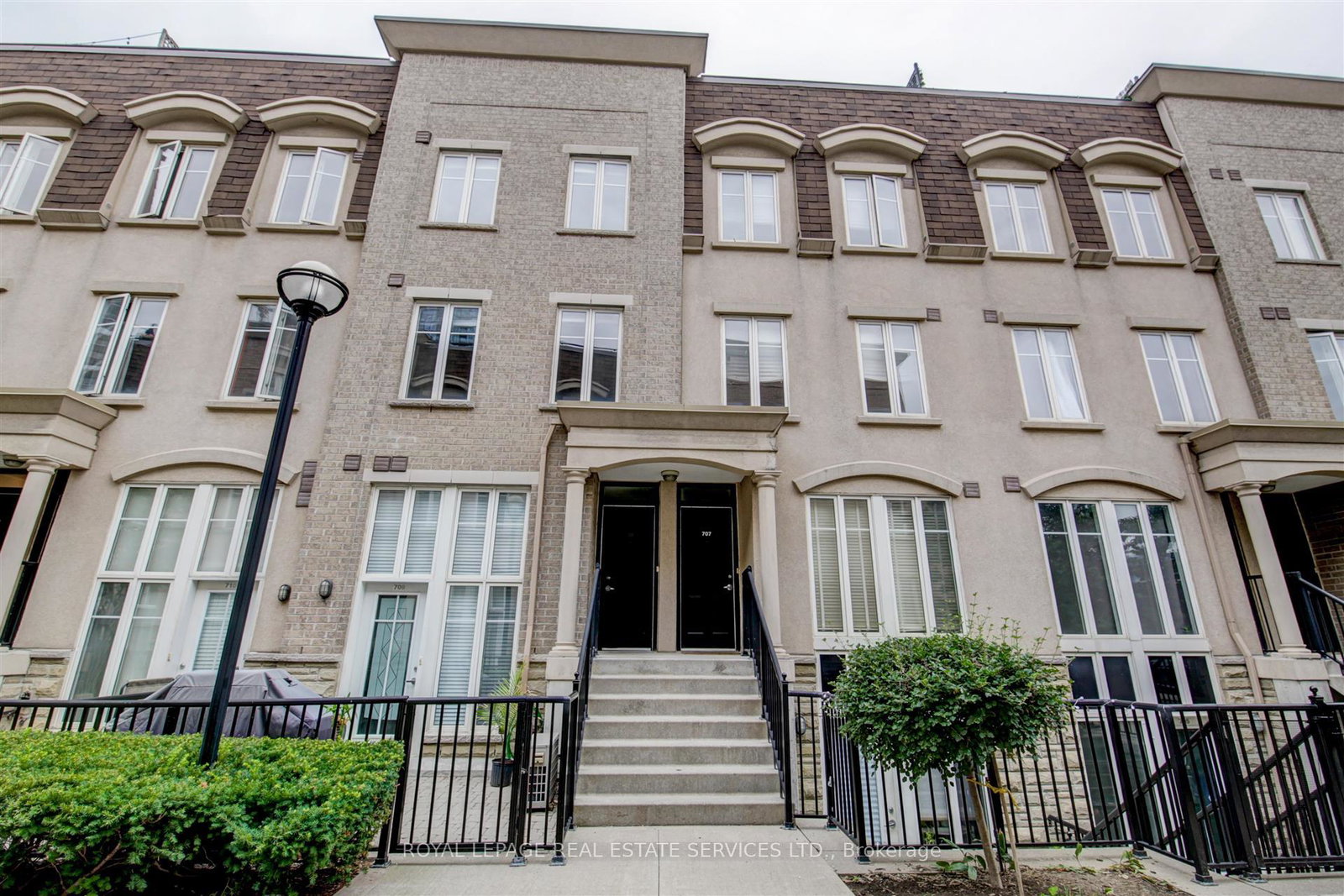 42-western-battery-road-toronto-ontario-c12573562